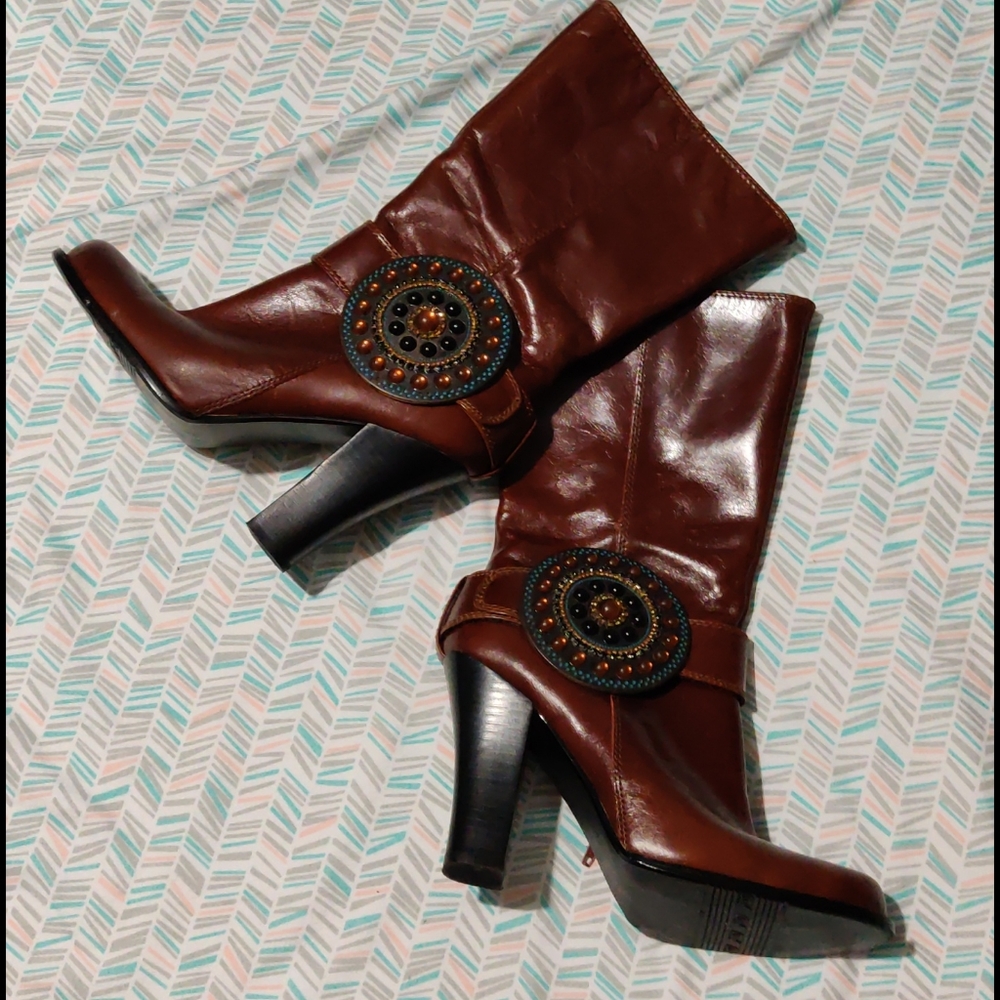Baci leather brown 7.5 M 4" heel ankle boots